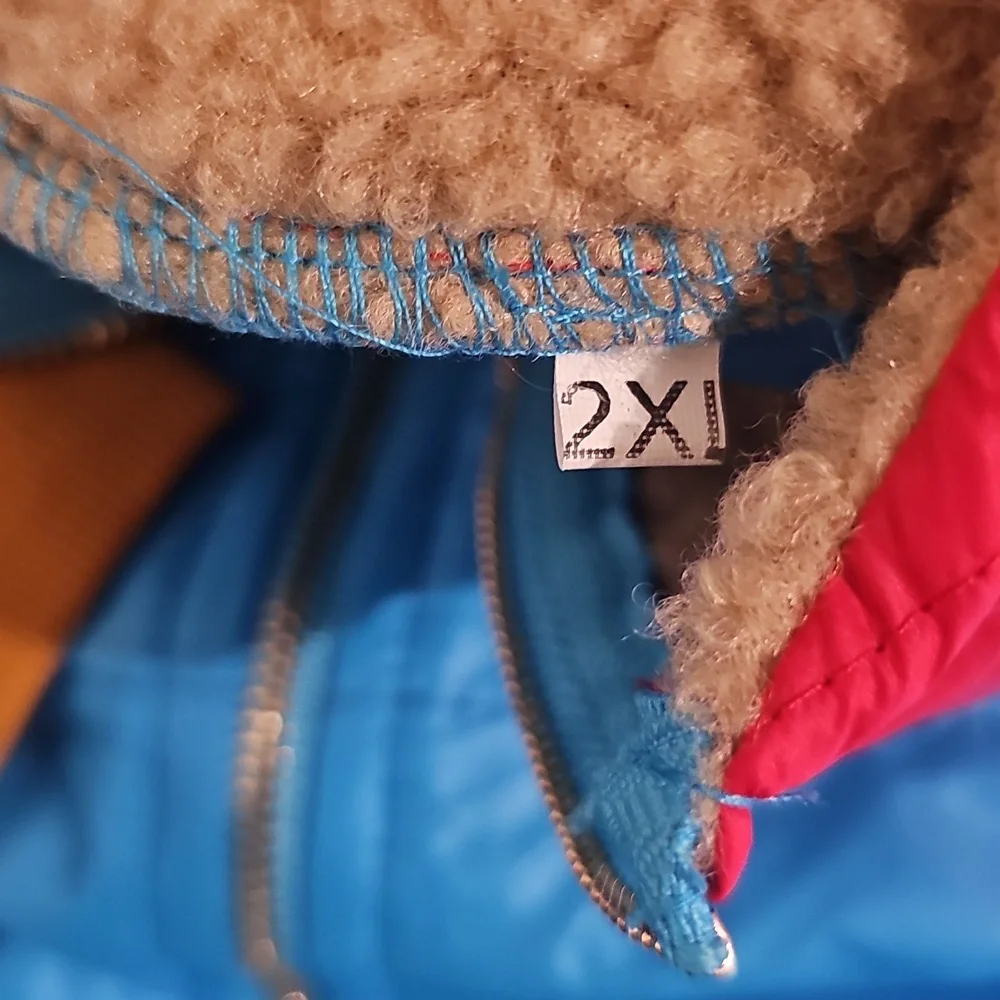 Colorful Light Waight Jacket with Hood, New And Has'nt Been Worn - Picture 5 of 6